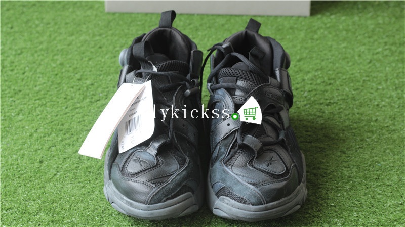 Vetements Reebok Genetically Modified Pump Black